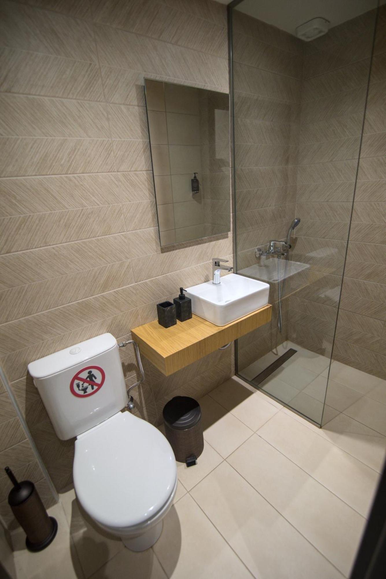 Myriam Spa & Luxury Suites 모넴바시아 외부 사진